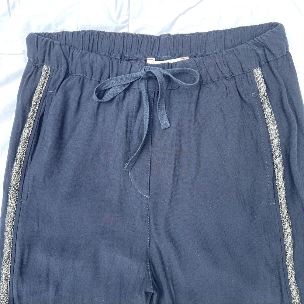 XiRENA | Draper Pants in Black with Gold Trim Elastic Waist Size Small - Picture 3 of 13
